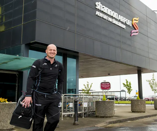 Glasgow Warriors head coach Gregor Townsend arrives at Shannon Airport