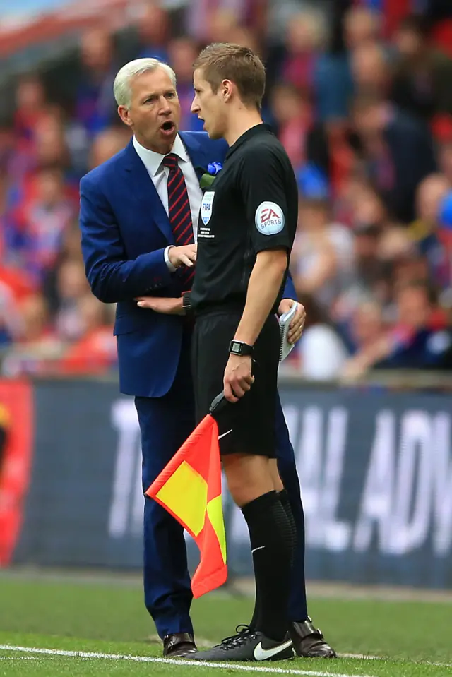 Manchester United v Crystal Palace