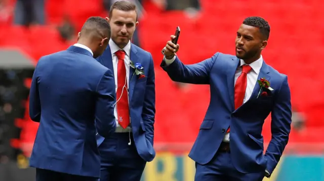 Adrian Mariappa takes a selfie