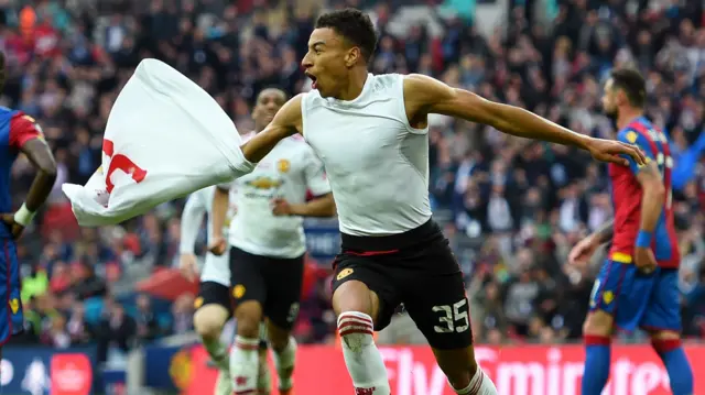 Jesse Lingard celebrates