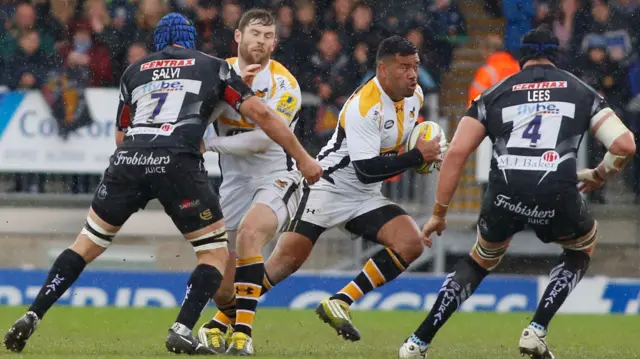 Wasps" Siale Piutau