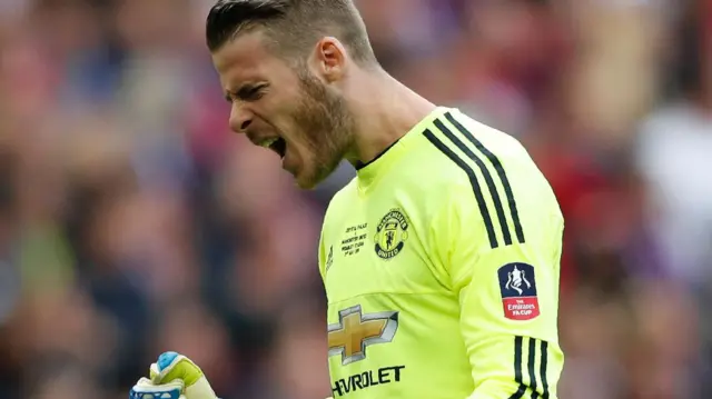 David de Gea celebrates