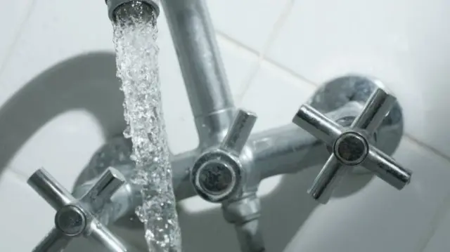 Tap running water