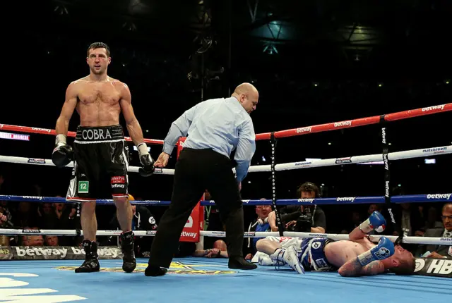 Bellew knocks Groves out