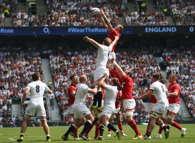 England v Wales lineout