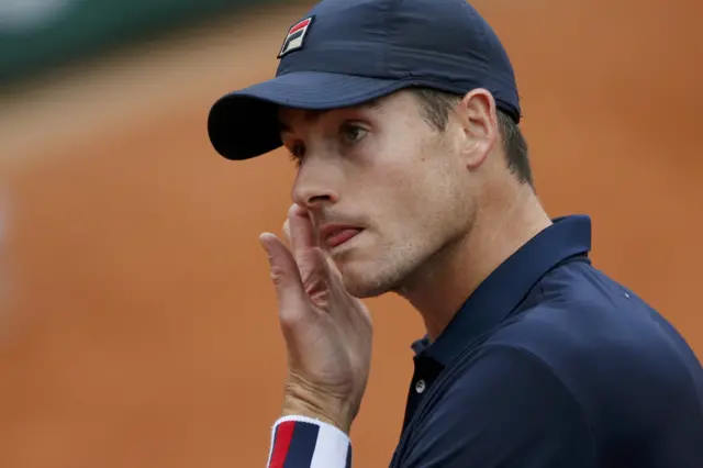 John Isner reacts