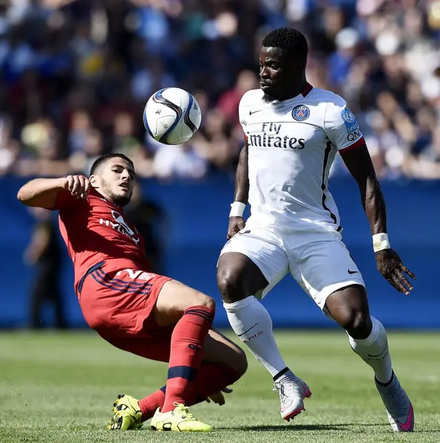 Serge Aurier in action