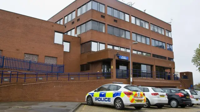 Luton police station