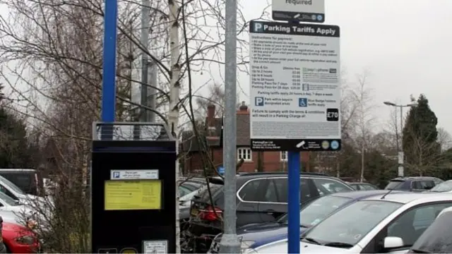 Car park sign at Samuel Johnson Hospital
