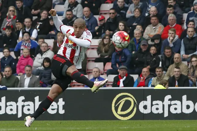 Wahbi Khazri scores