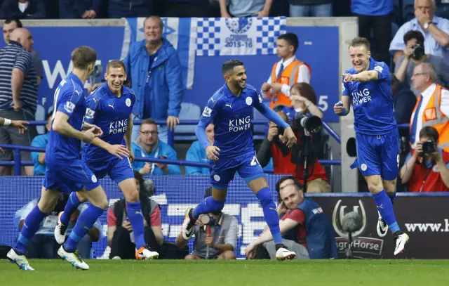 Jamie Vardy celebrates