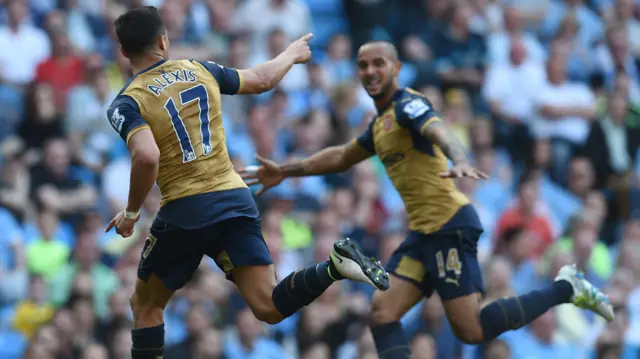 Alexis Sanchez celebrates