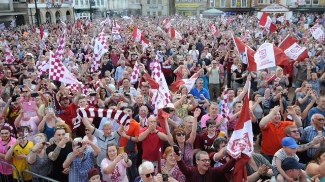 Cobblers parade