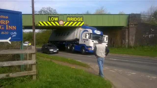 Lorry hits bridge