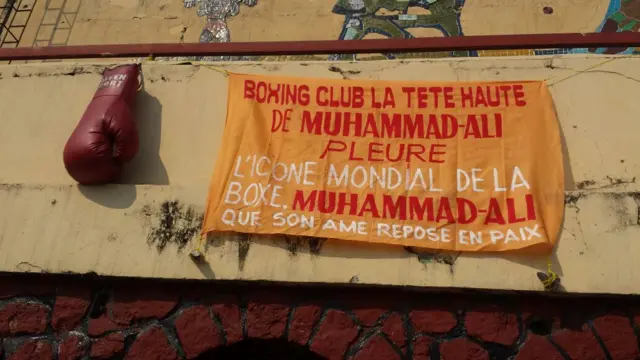 Sign at Kinshasa stadium