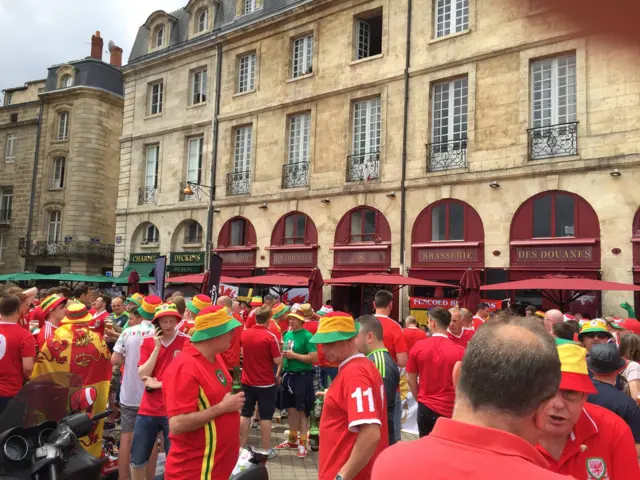 Wales fans in Bordaeux