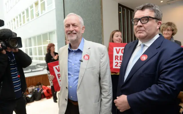 Tom Watson (r) and Jeremy Corbyn