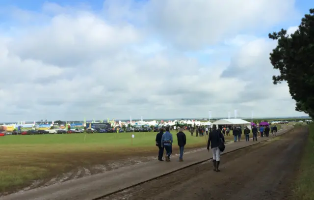 People arriving at Cereals 2016