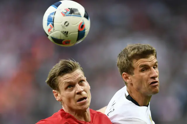 Thomas Muller and Lukasz Piszczek