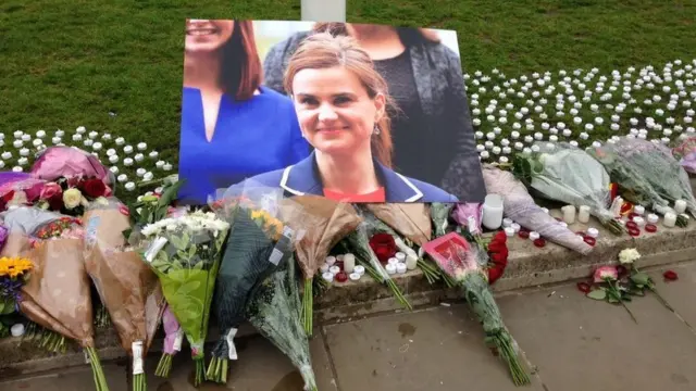 Memorial to Jo Cox in London