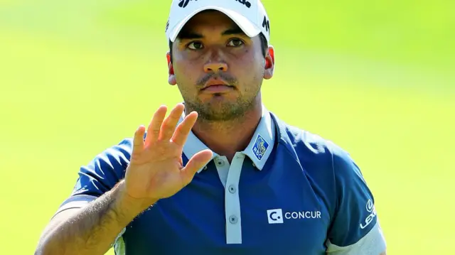 Jason Day birdies the tenth hole