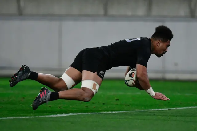 Savea try