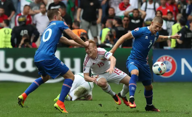 Johann Gudmundsson fouls Laszlo Kleinheisler....