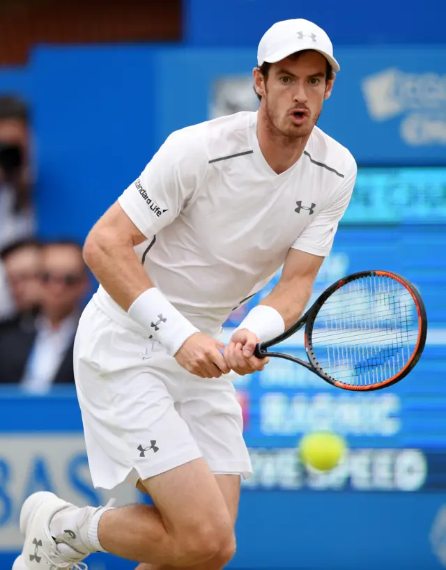 Murray backhand