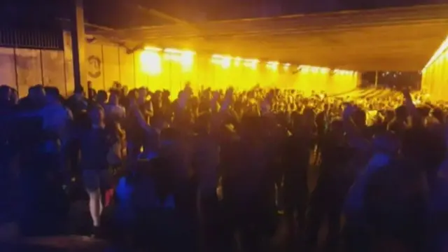 Irish fans chanting under a tunnel in France