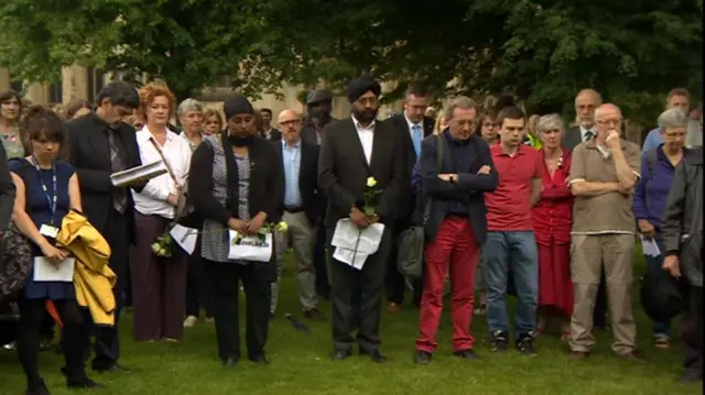 Jo Cox vigil in College Green, Bristol, Wed 22 June 2016