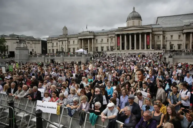 Gathering to pay tribute to Jo Cox