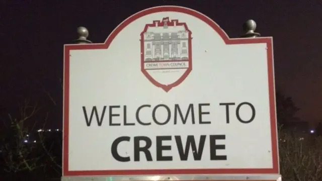 Welcome to Crewe sign