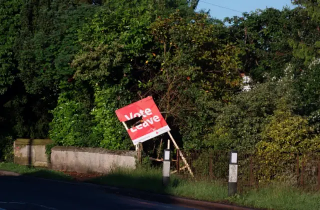 Vandalised Leave sign