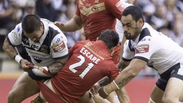 Hull FC v Catalans Dragons