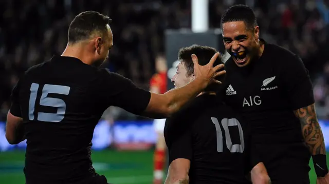 New Zealand's players celebrate