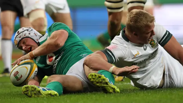 Luke Marshall scores a try