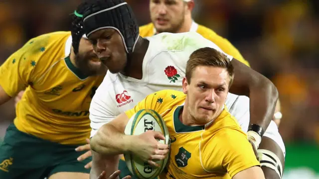 Maro Itoje makes a tackle