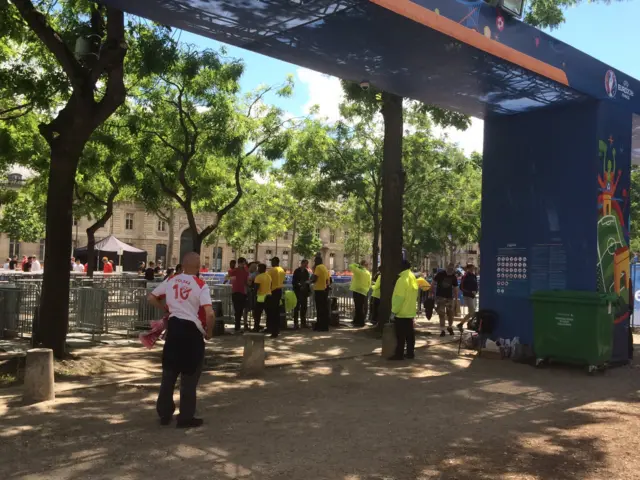 Paris fanzone