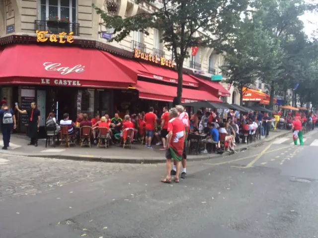 Wales fans in Paris