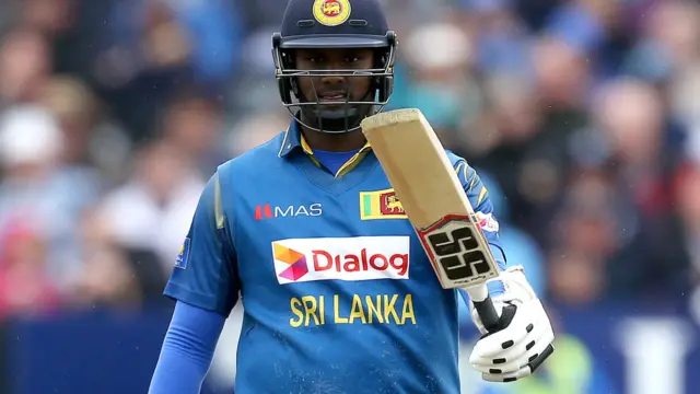 Angelo Mathews reaches 50