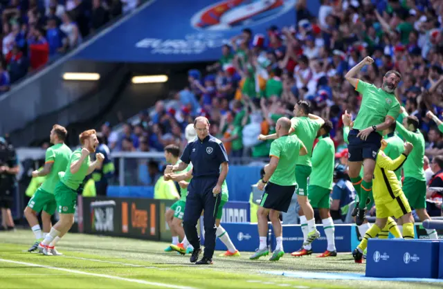 Ireland bench celebrate