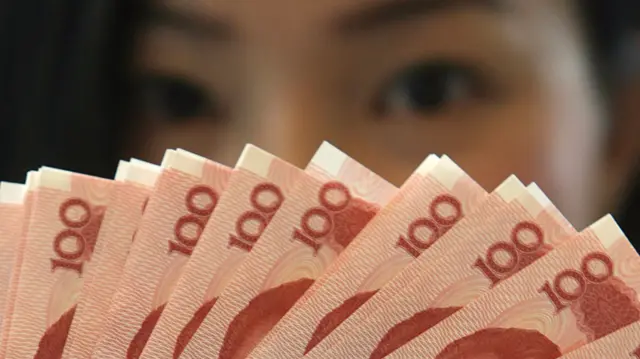 Yuan bank notes