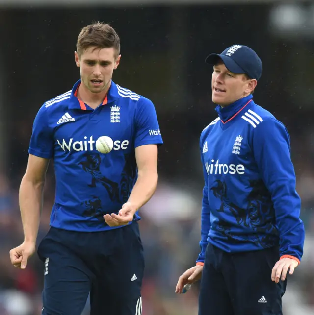 Chris Woakes and Eoin Morgan