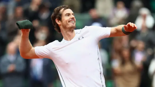 Andy Murray celebrates