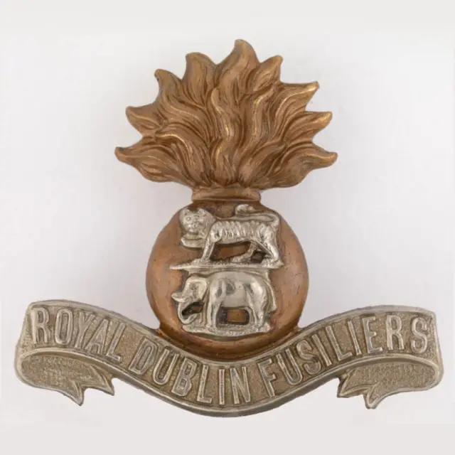 Cap badge of the Royal Dublin Fusiliers.