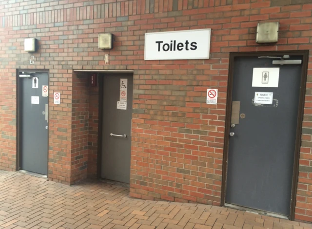 Public toilets in Ripley