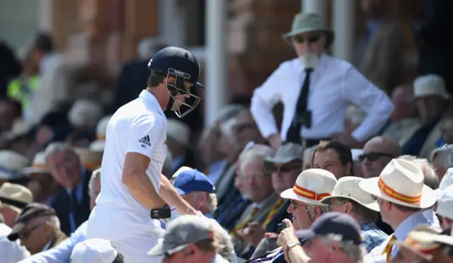 Nick Compton walks off