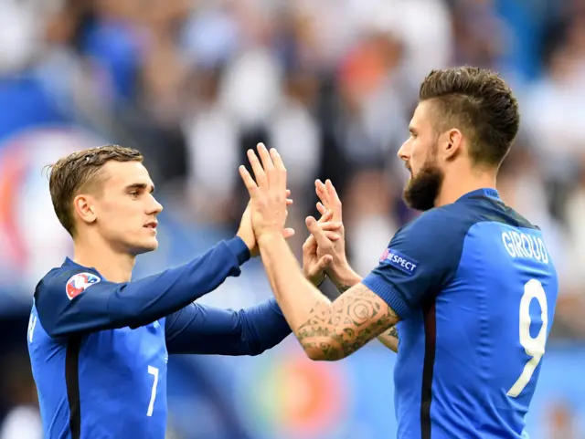 Antoine Griezmann, Olivier Giroud