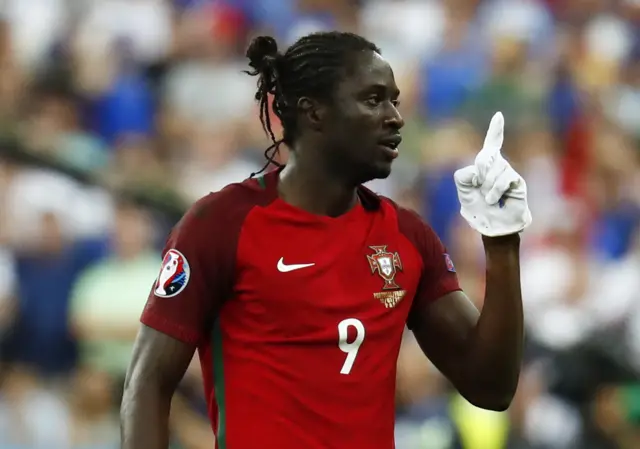 Eder celebrates