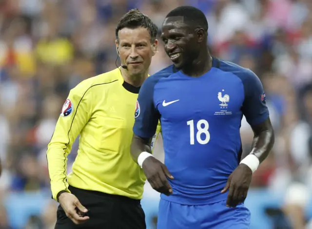 Moussa Sissoko, Mark Clattenburg